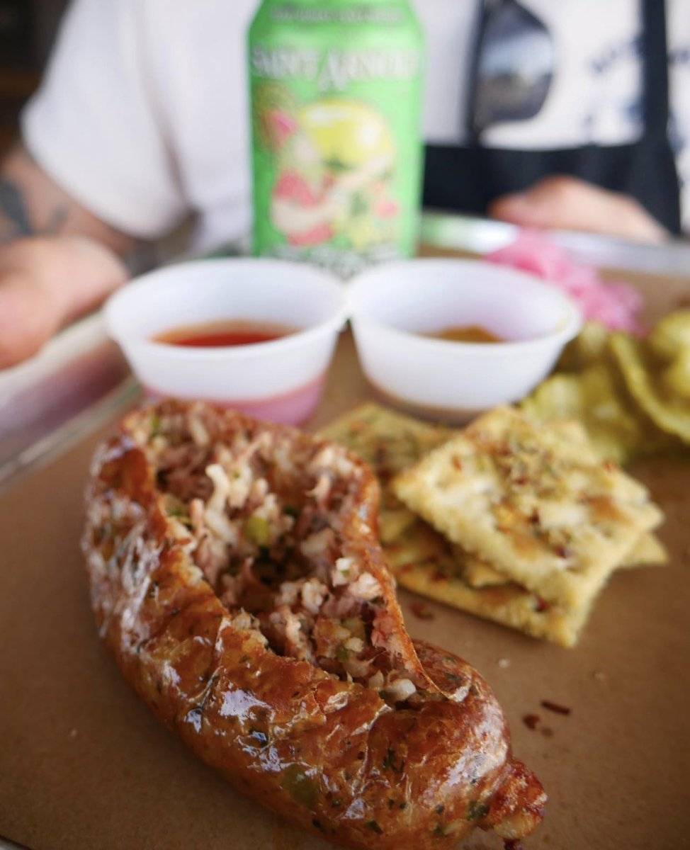 StilesSwitchBBQ's tweet image. Run don’t walk &amp;amp; get your hands on today’s House Made Boudin link. Served w a side of Dunker’s Crackers, house made hot sauce, and Lance’s Mustard. #FreeAc #SmokedMeats and more. See ya at 11am! #TexasBBQ #BBQ #AustinTX #BBQ #Barbecue #Boudin #Sausage #AustinEats