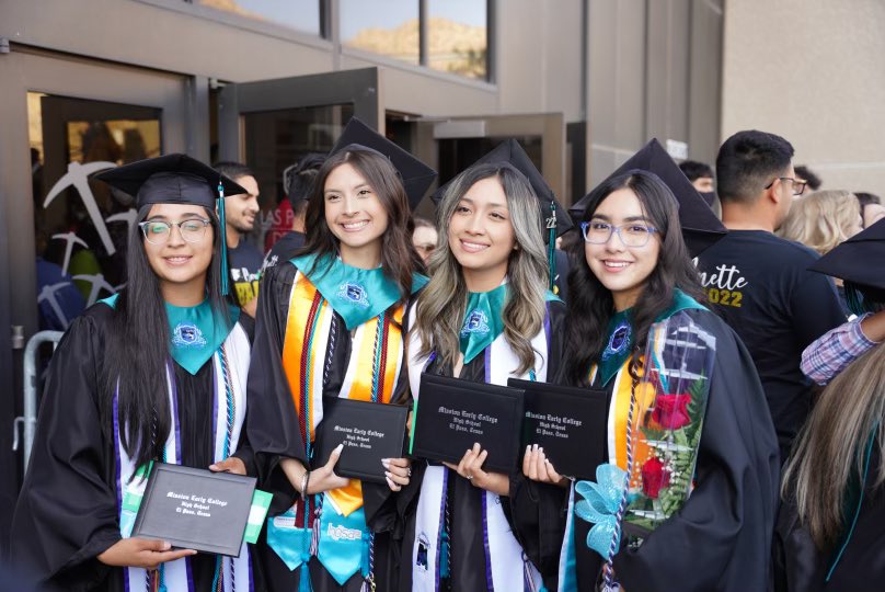 Inspiring first graduation for #TeamSISD! Congratulations on your exceptional success and many achievements, Phoenix. We wish you all the best as you carve your own path through life, <a href="/MECollege_HS/">Ben Ortega</a> Class of 2022!