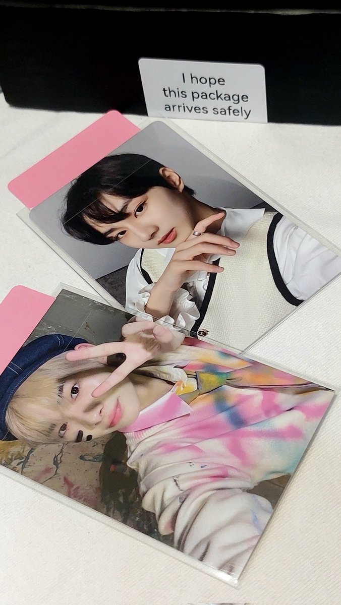 clvie21's tweet photo. - 🖇️𖥻 [ mail ! ]

        Prio pcs came home safely 🫶 super worth it bardagulan🥹 thank you sooo much po @merch_trading ! I'm inlove w/ ur packaging!! ++ super bait din ni seller <3 will definitely buy papels from you again! ❤️ 

#kppmtfeedbacks https://t.co/ocdK1s6RXa
