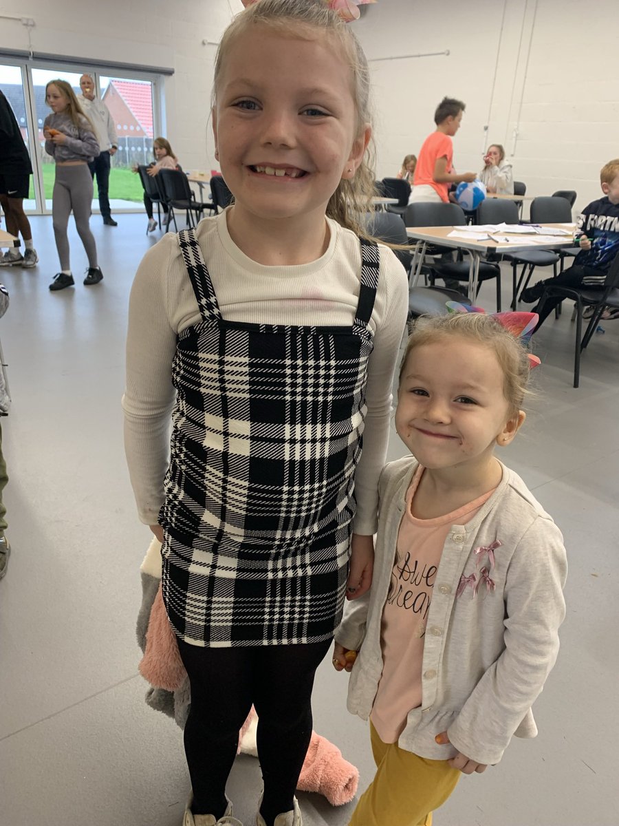 MollysGift6's tweet photo. 🏓🦋 JOIN IN OUR SATURDAY FUN 🦋🏓

Our Saturday Club is back ON tomorrow 10am-12pm @TheArcCommunit1 😀

2 hours of fun and a nice hot lunch! Reception- Year 6’s ☺️🎨🎾

For more information and to sign up ➡️ https://t.co/SuytFAEc72

#MW6
#MollysGift 
#ToHelpEveryoneSmile https://t.co/0VOLgJphxZ