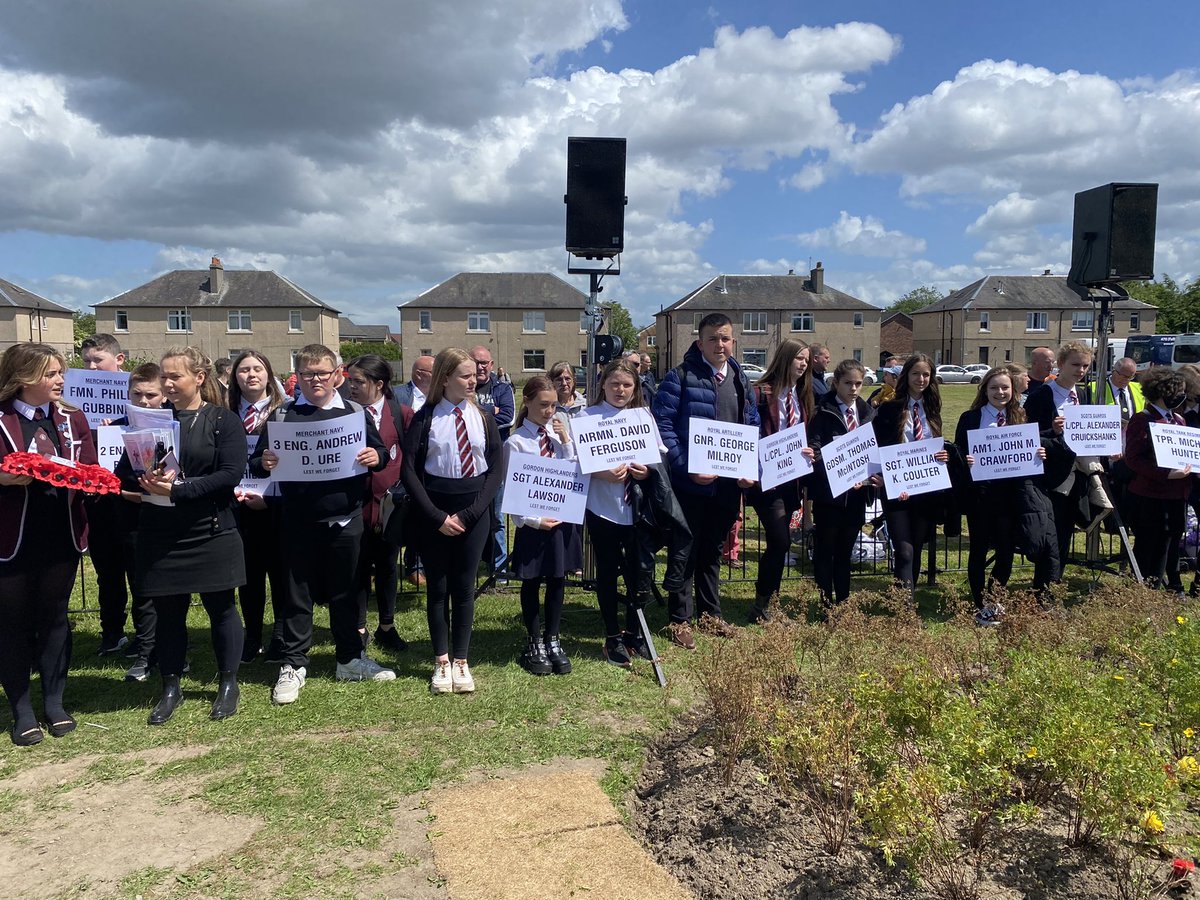What a wonderful afternoon and a magnificent ceremony to honour the fallen men of Bainsford. We were all honoured to be part of such a momentous moment.