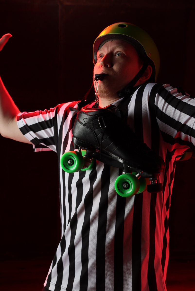 equliser11's tweet photo. Been behind on all my projects recently. Work has been kicking my ass :(
Anyway, here's some pics from a shoot i had for our #rollerdeby team in Ljubljana. My friends have been memeing them hard so, hope you have a laugh and hope you have a chill weekend ^^ https://t.co/0fStHY9gZl