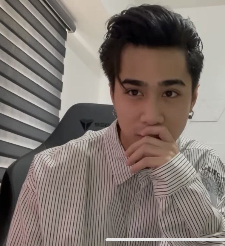 Tasha24__'s tweet photo. Now ko lang nawatch yung kay Josh. Very informative and entertaining!
But alsoโฆang pogi moo behh๐๐ซ
Patambay po muna sa ihawan. Tenchu.
@SB19Official
#JoshScamAlert
#STANWORLD #SWNewSeason
I vote #SB19 for #GrupoMusical #SECAwards https://t.co/yWDUeBFUwJ