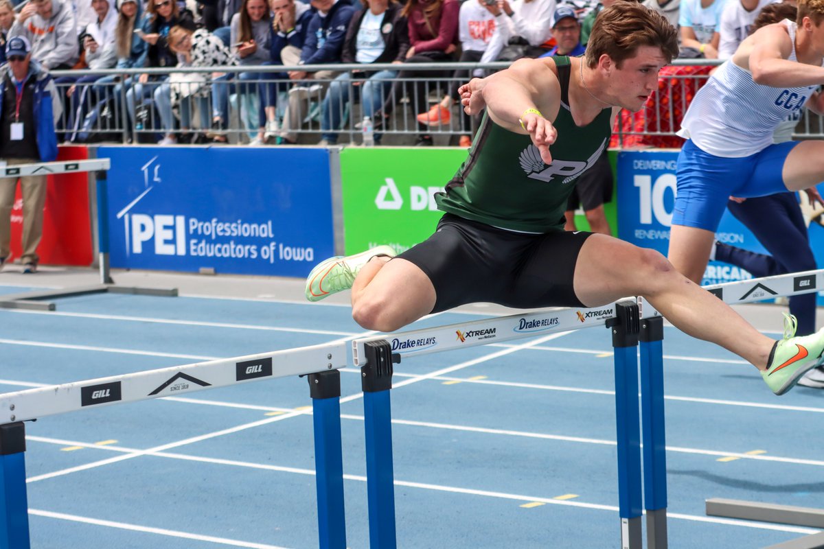 xzono's tweet photo. ALL-ELITE: The @PellaDutchXC Shuttle Hurdle Relay earned Elite All-State honors from @iatfcc, running the 2nd fastest time (59.45) of any class at the state meet in May. Karl Miller (400m), Gage Huyser (400H), and the 4x400 relay also earned Class 3A All-State honors. #iahstrk https://t.co/Uy9DikJHzr