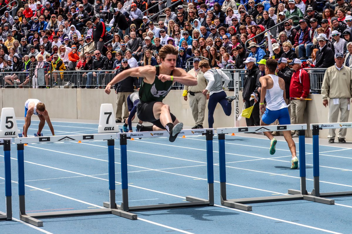 xzono's tweet photo. ALL-ELITE: The @PellaDutchXC Shuttle Hurdle Relay earned Elite All-State honors from @iatfcc, running the 2nd fastest time (59.45) of any class at the state meet in May. Karl Miller (400m), Gage Huyser (400H), and the 4x400 relay also earned Class 3A All-State honors. #iahstrk https://t.co/Uy9DikJHzr