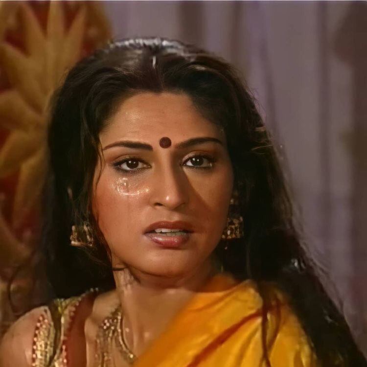 MahakaviDinkar's tweet photo. पांचाली के चीर-हरण पर जो चुप पाए जायेंगे,
इतिहासों के कालखंड में वे कायर कहलायेगे । https://t.co/QHeabHdG17