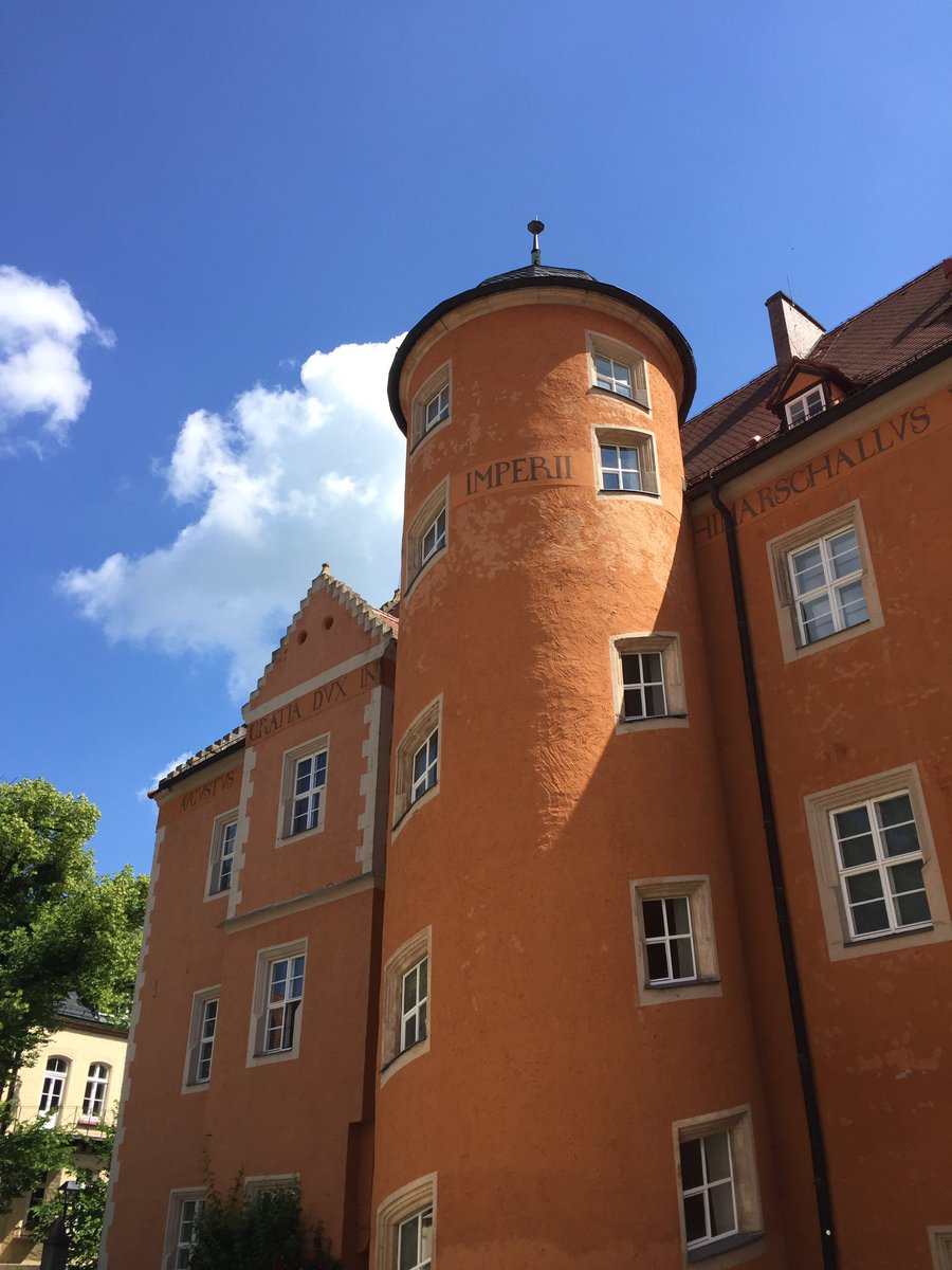 JeanneLink9's tweet photo. Toller Institutsausflug an die Landesschule Pforta. Danke @rosanna_planer für die Orga und die schönen Einblicke in deine Schulzeit. Ein wundervoller Tag in der Sonne mit den lieben Kolleg:innen☀️ 
@ifkmw https://t.co/cPmNIZWeiy