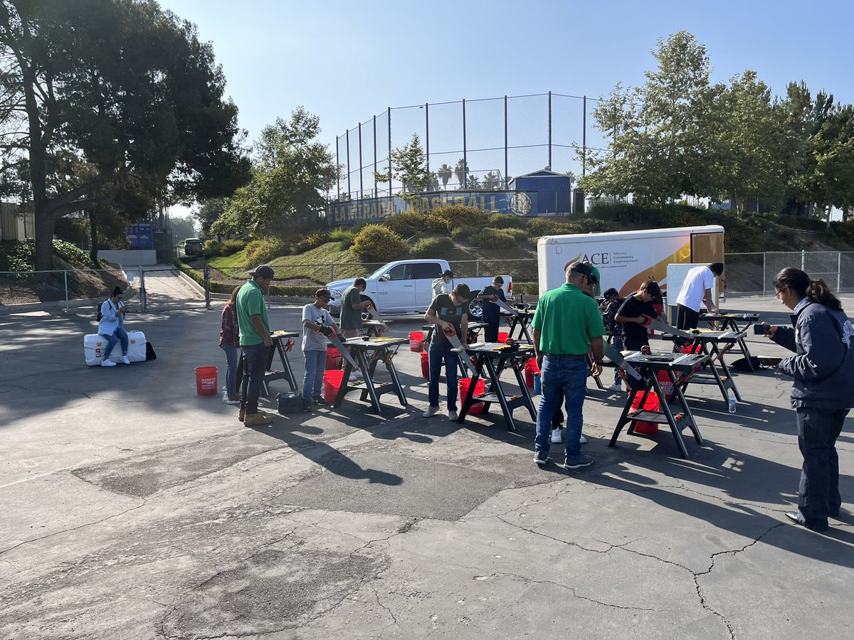 How cool is that?!!Harbor Freight Tools for Schools Mobile Training at La Mirada. 8th Graders getting some hands on training before they enter the 9th Grade Welding Pathway. #nlmusd #futureready