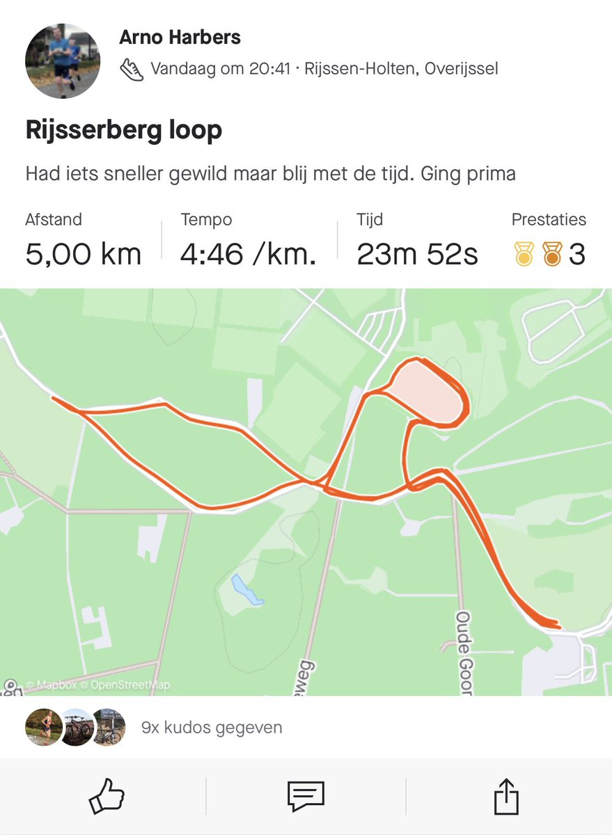 ArnoHarbers's tweet photo. Pijp leeg en glas leeg vanavond. 😏. #rijsserbergloop  
 Fijn weekend mensen. https://t.co/0GNvcFNxS0