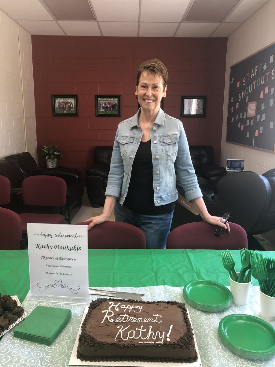 msmood_Woodbury's tweet photo. Mrs Doukakis has been at Evergreen for over 20 years. Happy Retirement! You will be missed. @WoodburyCitySch #LibraryWorkersRock https://t.co/J3bAxgvhoK