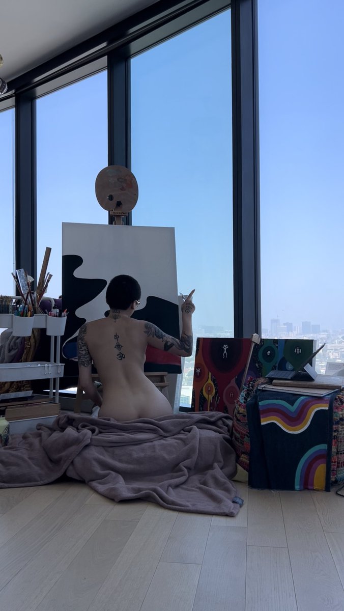 matrixmika's tweet photo. art creating art 🌬🎨 https://t.co/wchzeUsxaI