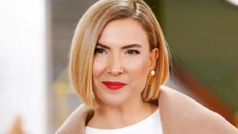 Şebnem Dönmez’in eski eşi bakın kim çıktı? Yasak Elma’nın Handan’ı meğer ünlü yönetmenle evliymiş!

habereko.com/sebnem-donmezi…