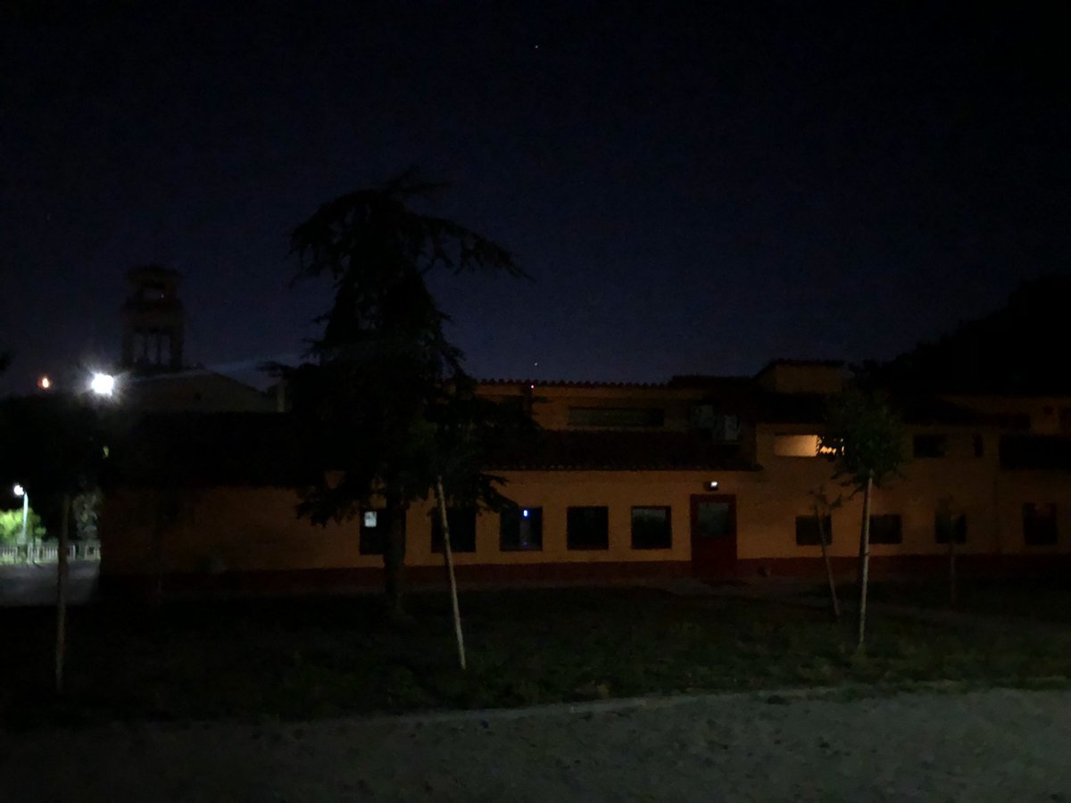 #Jocdenit a veure qui de <a href="/MaristesCat/">Maristes Catalunya</a> endevina on estem?! 😉(easy mode)