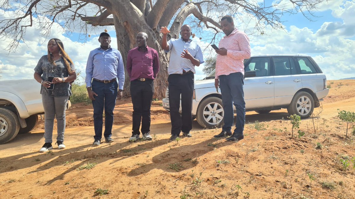 TardaKE's tweet photo. 3/The Team later visited the Kiambere Buffer Zone where @TardaKE undertakes catchment conservation, rehabilitation and management of the area. They undertook a survey of the area and acknowledged the effects of siltation on the dam. #BufferZone #CatchmentConservation #Resources https://t.co/iQPjHbCV7A