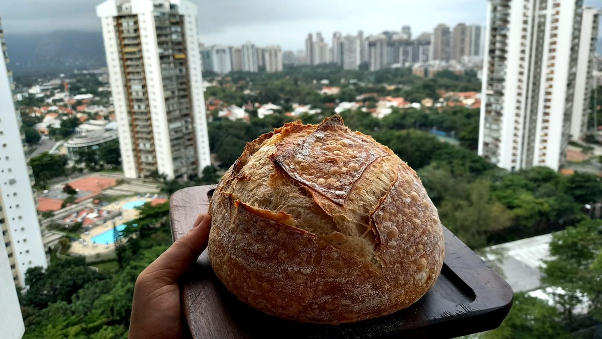 It's a rainy Friday, so we bake bread ¯\_( ͡° ͜ʖ ͡°)_/¯