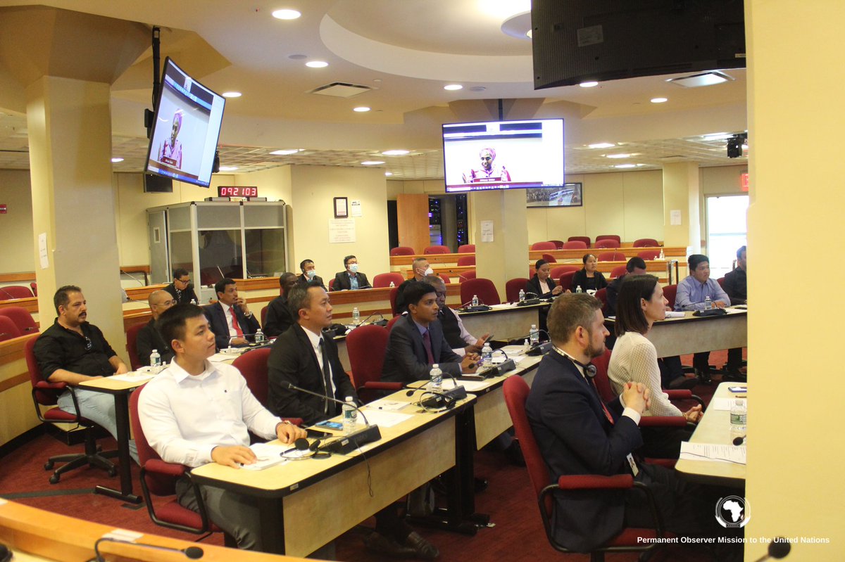 AfricanUnionUN's tweet photo. The #AUUN hosted today a meeting on Legal Aspects of #MaritimeSecurity Operations, co-organized with @UNDPAfrica &amp; @diils, with participation from #UNSC members @ghanamissionun,  @NorwayUN, &amp; @AUC_PAPS . https://t.co/sAIQ9TfWjf