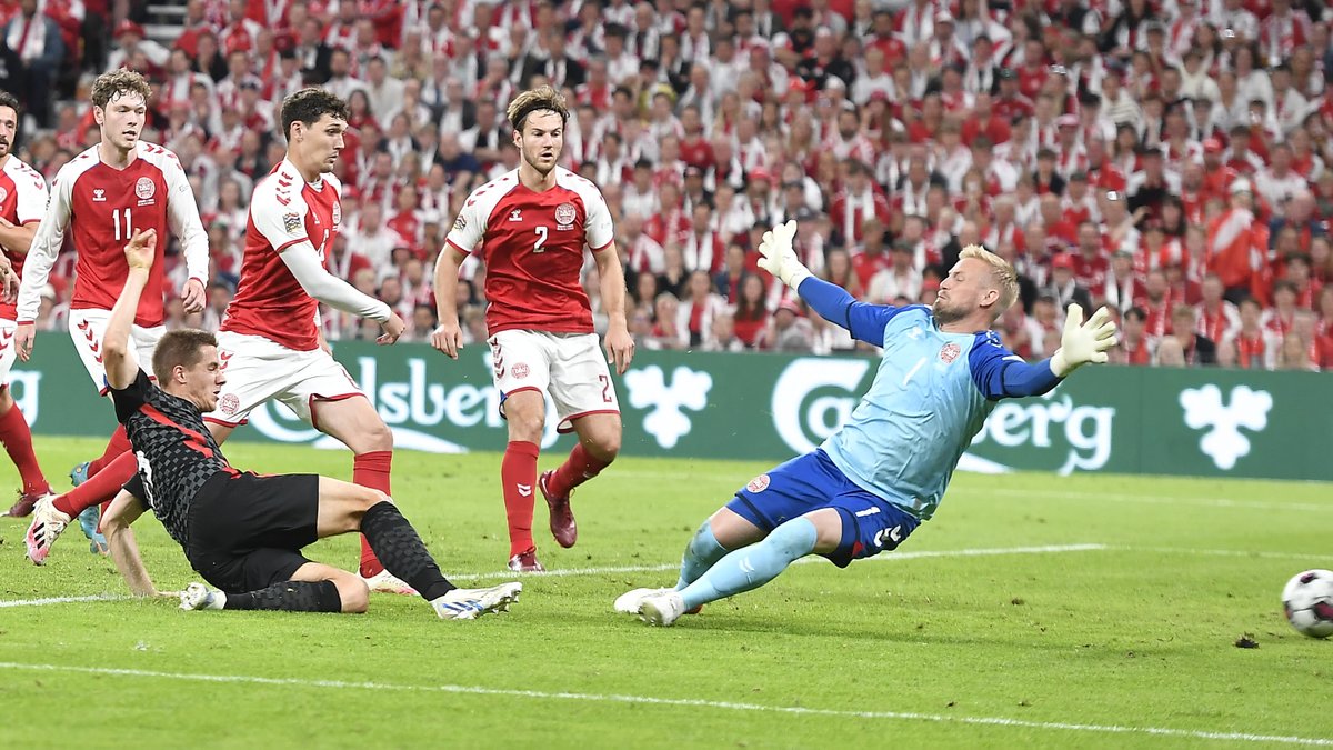 The moment that decided the match. 📸 #DENCRO 🇩🇰🇭🇷

#Family #NationsLeague #Vatreni❤️‍🔥