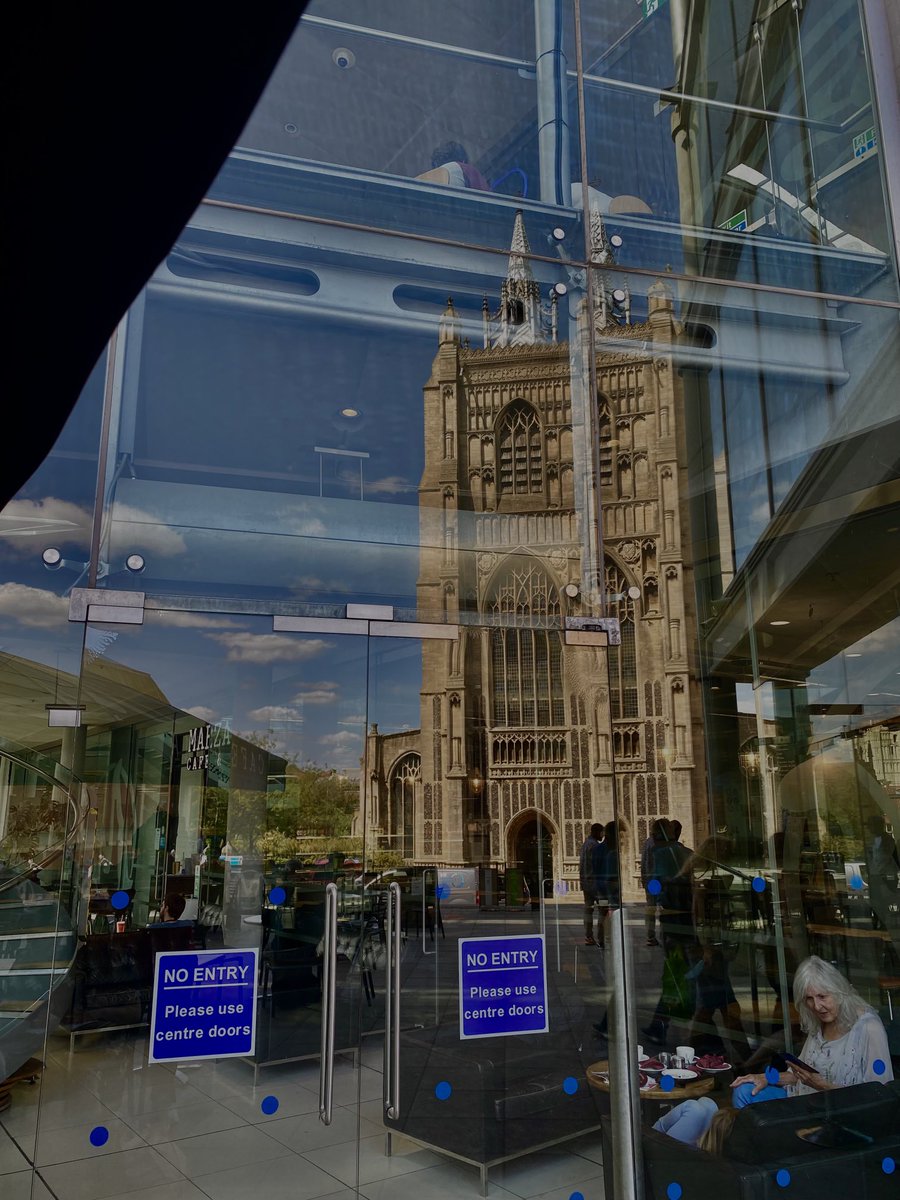 Reflections of St Peter Mancroft, in the Forum’s glass. ⁦@TheForumNorwich⁩ ⁦@visitnorfolk⁩