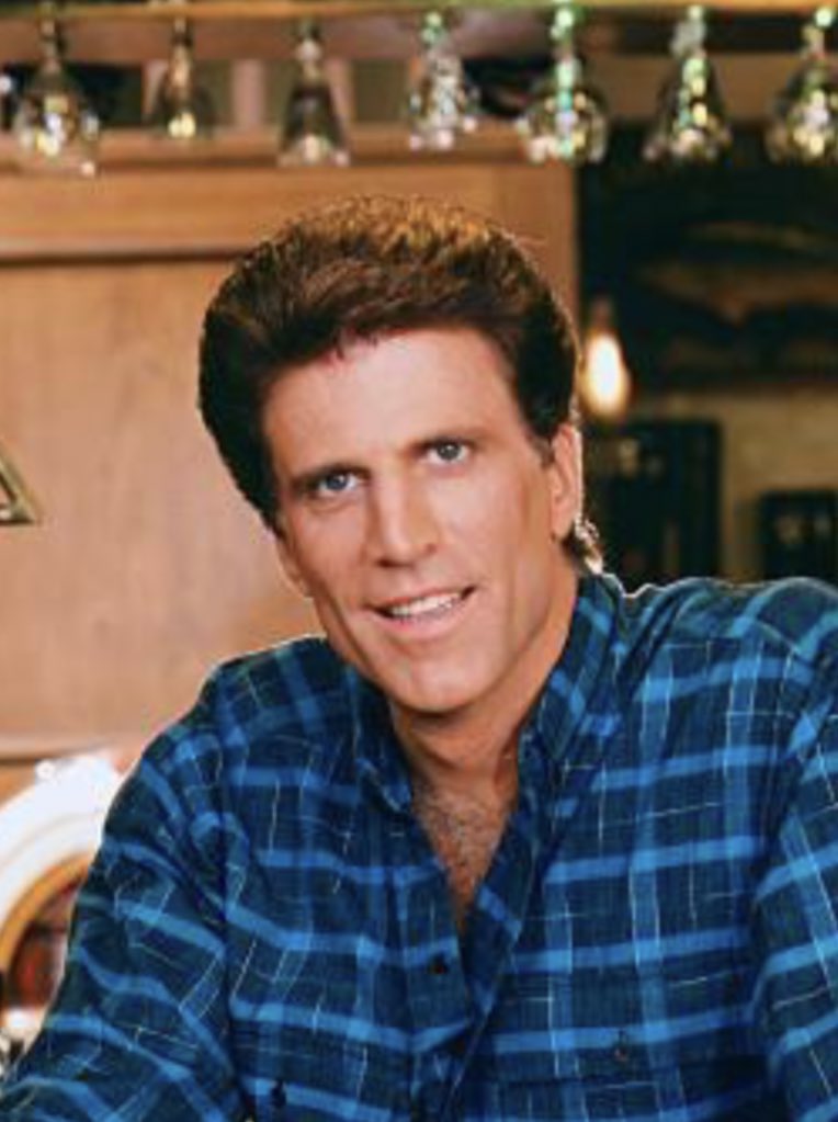 Is it just me or is Luca Ted Danson circa 1982? #LoveIsland