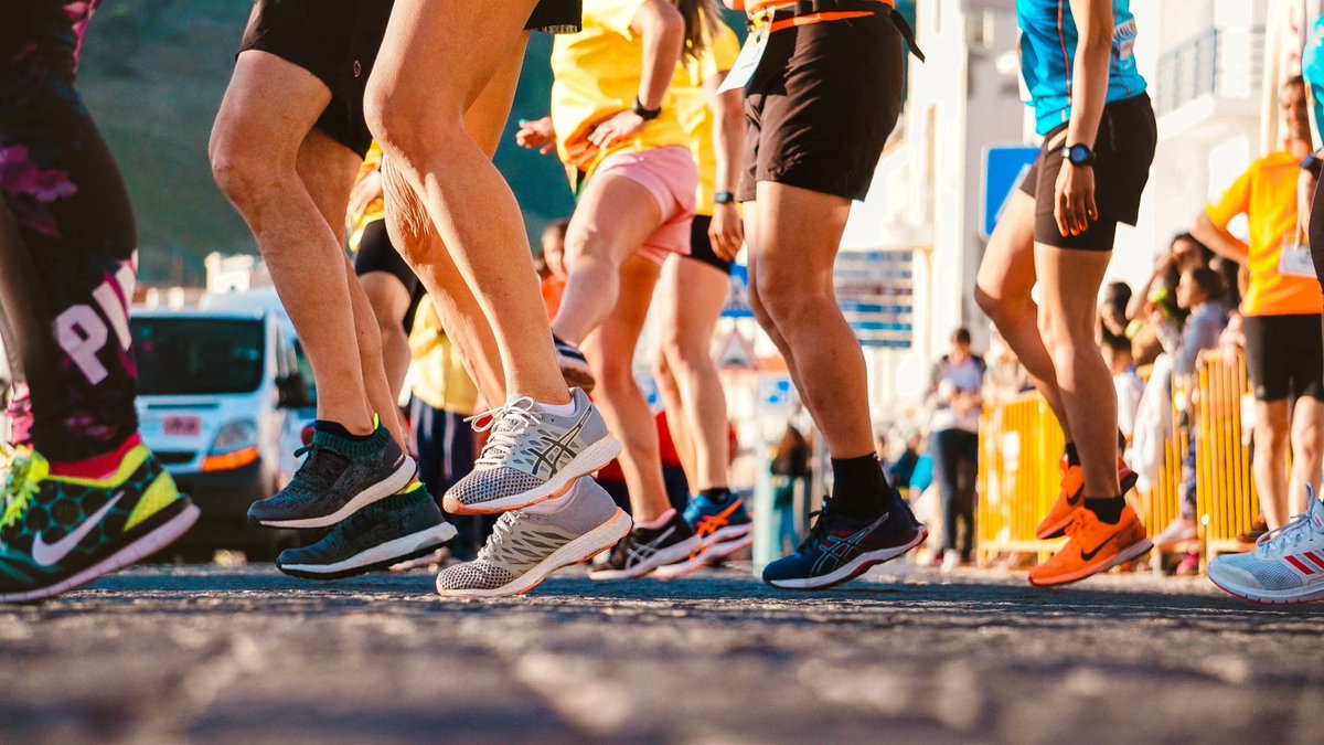 eLife's tweet image. How high-intensity interval training, or HIIT, can reshape your metabolism. elifesciences.org/articles/69802…
