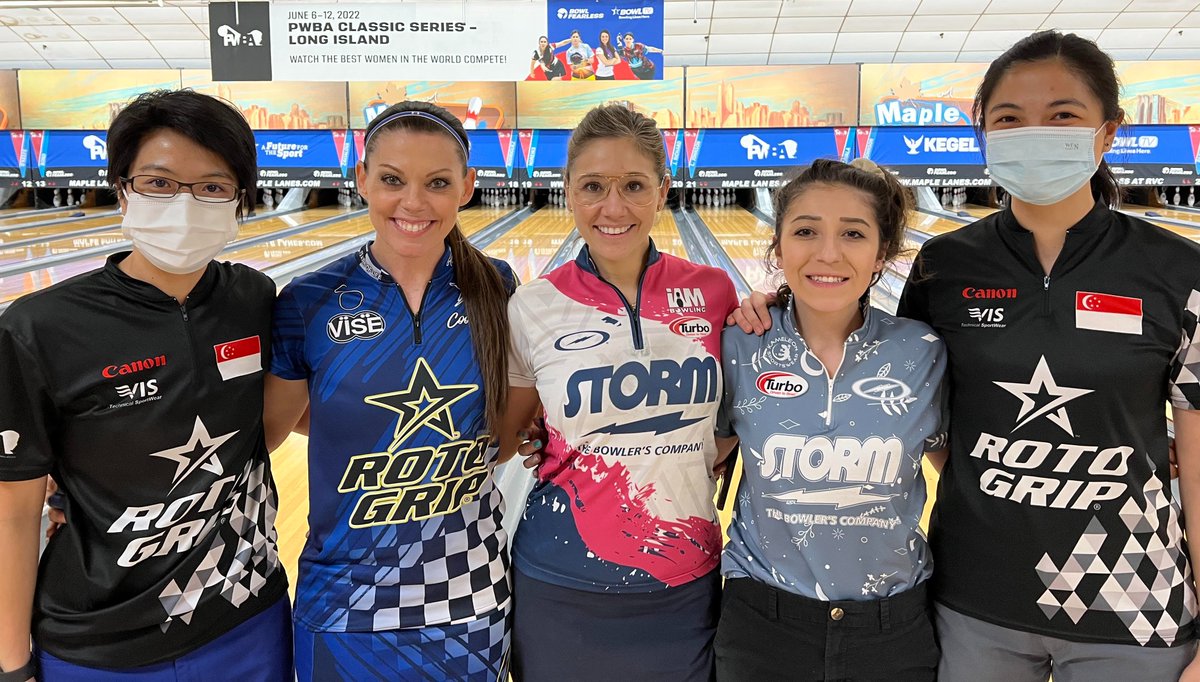 🗣️ BREAKING: The top five for the BowlTV Classic stepladder finals have been determined!

1️⃣: Cherie Tan
2️⃣: <a href="/ShannonOKeefe/">Shannon O'Keefe</a>
3️⃣: <a href="/juguelo/">claraguerrero</a>
4️⃣: <a href="/Julia_Bond28/">Julia Bond</a>
5️⃣: Daphne Tan

Let us know who you're rooting for. Finals begin at 7 p.m. Eastern on #BowlTV!

#PWBATour #BowlFearless