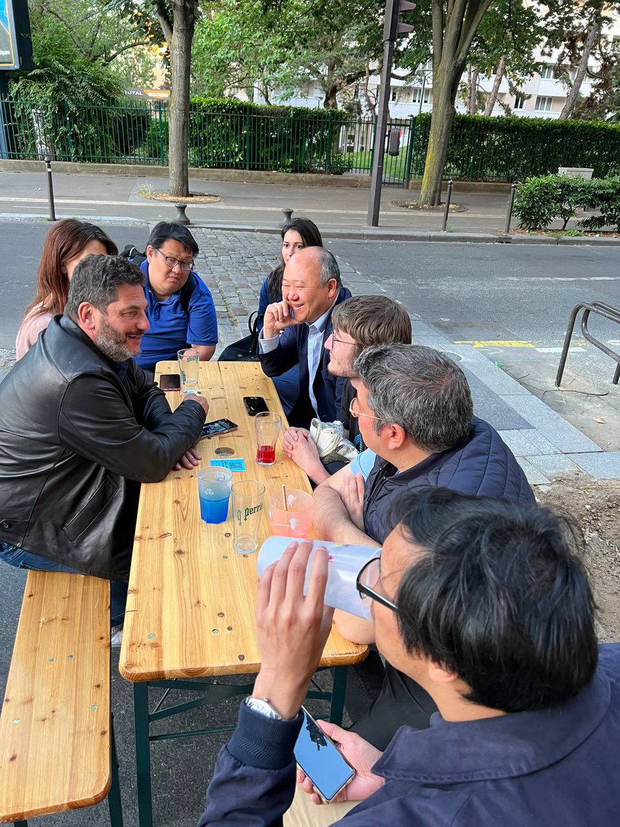 Dernière soirée de mobilisation avant le 1er tour des #legislatives2022 
Un grand merci à toute l’équipe de la #circo7509 pour cette mobilisation exceptionnelle depuis le début de la campagne 👏🏼👏🏼👏🏼
🗳 Dimanche, on vote !