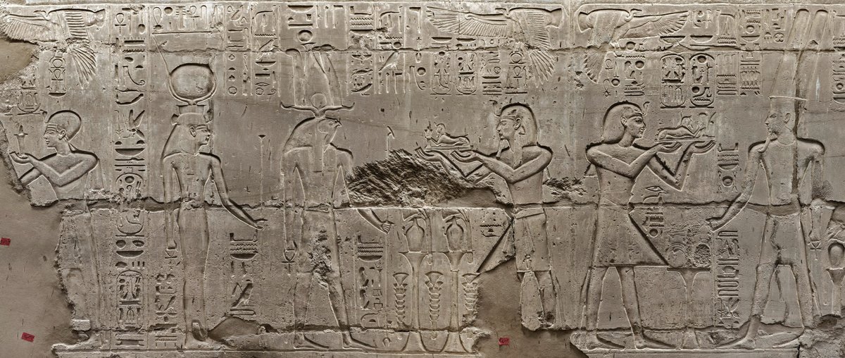 PeterBrandEgypt's tweet photo. Here are 3 scenes from column 80 unrolled, like taking the label off a soup can &amp; laying it flat. No more getting dizzy from running around the column 10 times to figure out what's going on! #digitalheritage #Karnak #Egyptology #Egypt #photogrammetry #agisoft #hypostyle #Luxor https://t.co/A1gbKbTge8