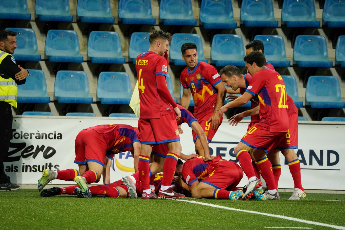 afafutand's tweet photo. 🇦🇩 VICTÒRIA! 👏🏻
Enhorabona, selecció absoluta per la seva primera victòria de la història a la UEFA Nations League!
#andorra #futbolandorra #milloremelfutbol #sumemjunts https://t.co/qbDeoyyV4j