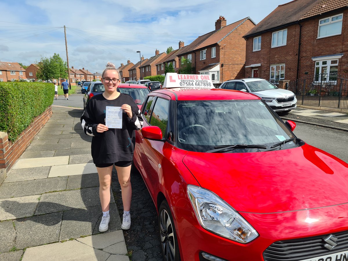 Learner1driving's tweet photo. Well done Katie Robinson on passing your test with Maurice and with only 3 minor marks! https://t.co/XkNow46IzZ