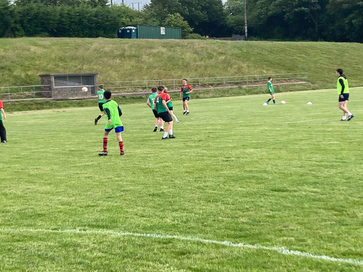 Gaelscoil Dhroichead na Banndan (@gbanndan) on Twitter photo Bhí lá lán de spraoi ag daltaí ó 5 + 6. Míle buíochas do <a href="/BandonAFC/">Bandon A.F.C.</a> don lá iontach de sacar. Bhí lá lán de spraoi ag daltaí ó 5 + 6. Míle buíochas do <a href="/BandonAFC/">Bandon A.F.C.</a> don lá iontach de sacar.