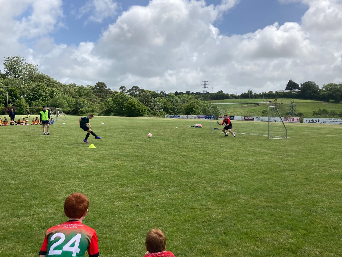 Gaelscoil Dhroichead na Banndan tweet media