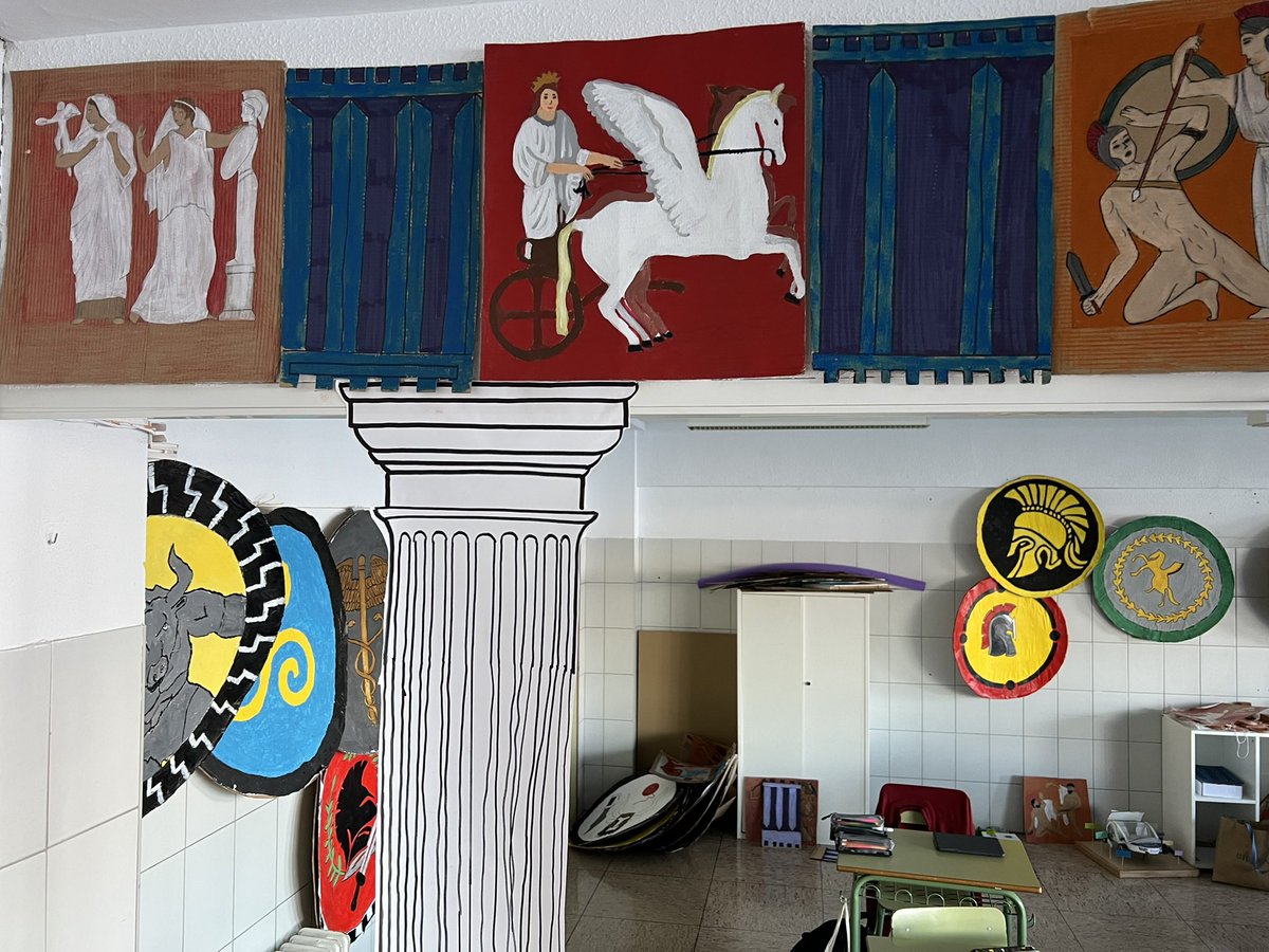 🏛 El Partenón en nuestra clase 🏛

Un proyecto para Cultura Clásica con 2ESO en el que estudiamos el arte griego a través de una investigación, presentaciones y la recreación de las metopas del Partenón en clase

📲 bit.ly/partenonenclase