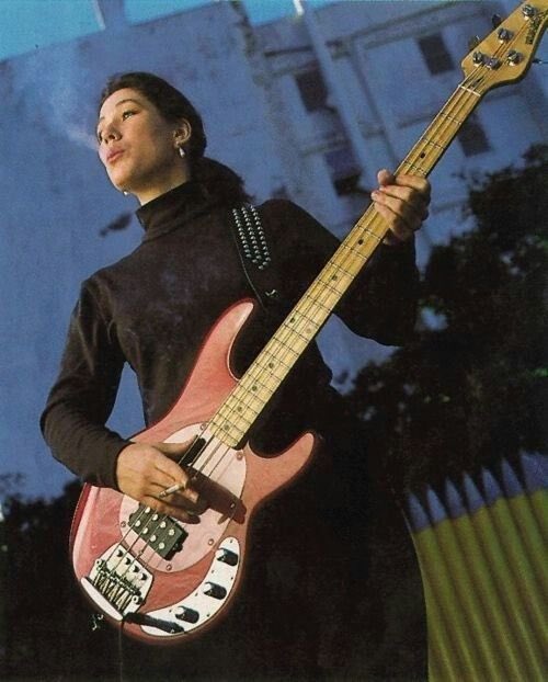 Happy Birthday to Kim Deal (Pixies & The Breeders)! 