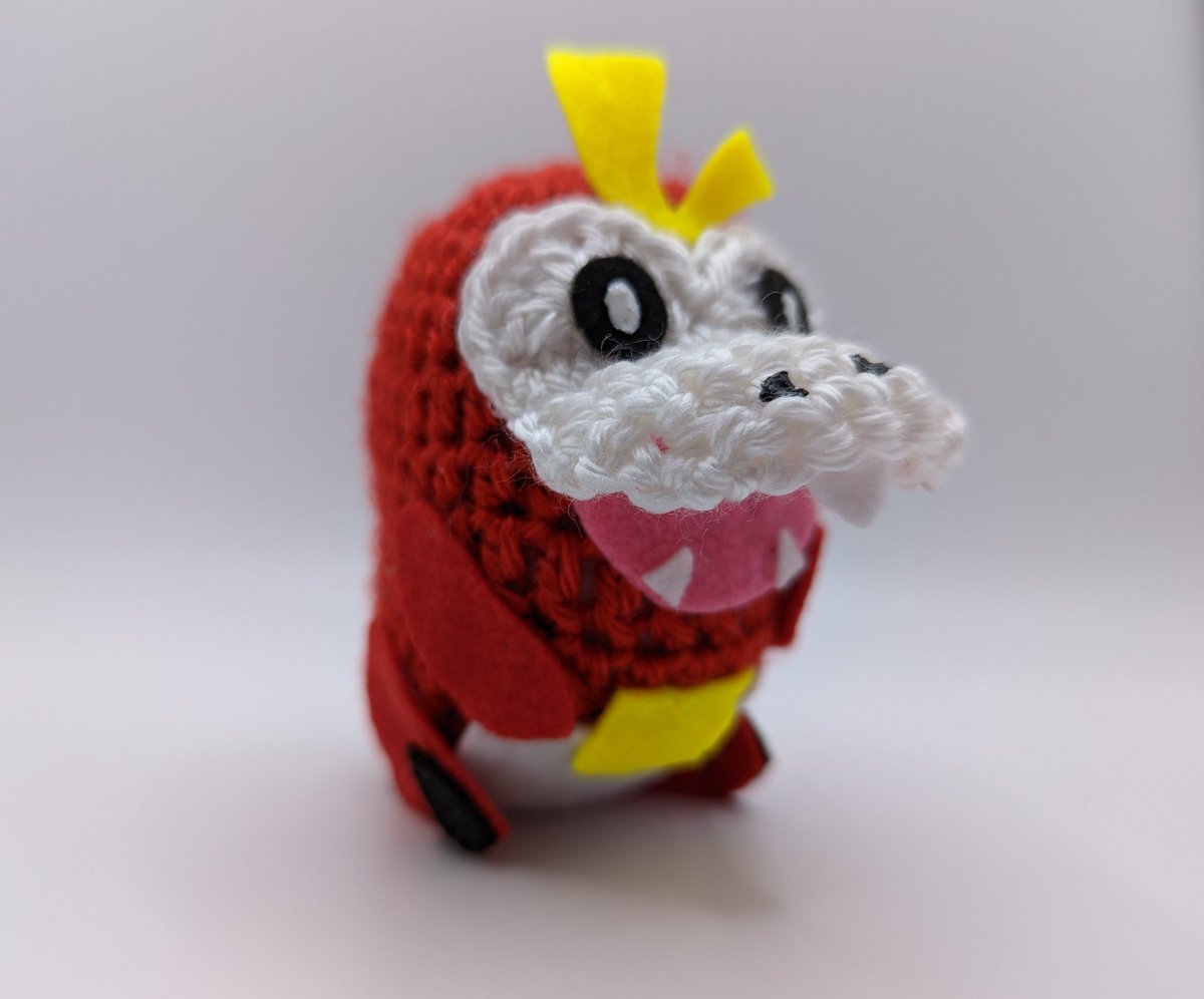 Kehlees_Things's tweet photo. I made the new starters! This little bugger's weird shape took me forever to figure out a design for, but I nailed it and I love him!

It's Fuecoco the new fire croc pokemon coming out in #PokemonScarlet and #PokemonViolet for #CrochetEveryPokemon number 293!

#pokemon https://t.co/uKERCNQzdl