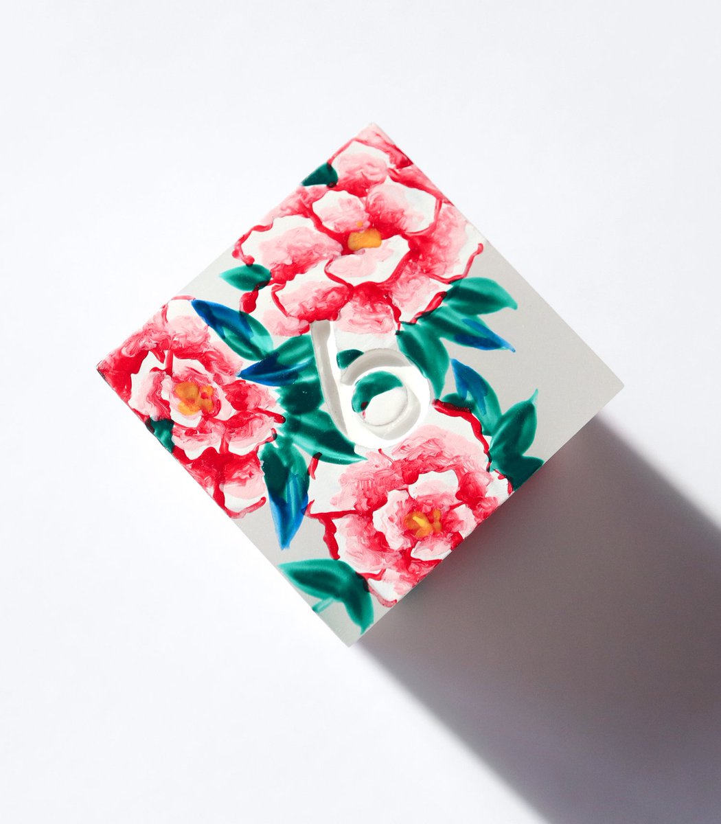 EVERYTHINGDICE's tweet image. GIVEAWAY! 🌸🌿 To celebrate our Kickstarter, live NOW, we're going to be holding a giveaway every week! Ends 6/15. Good luck everyone!

To enter:
1. Follow us
2. Like + RT this post

We're also giving away a second set over on Instagram!
instagram.com/everythingdice

#dnd #dice