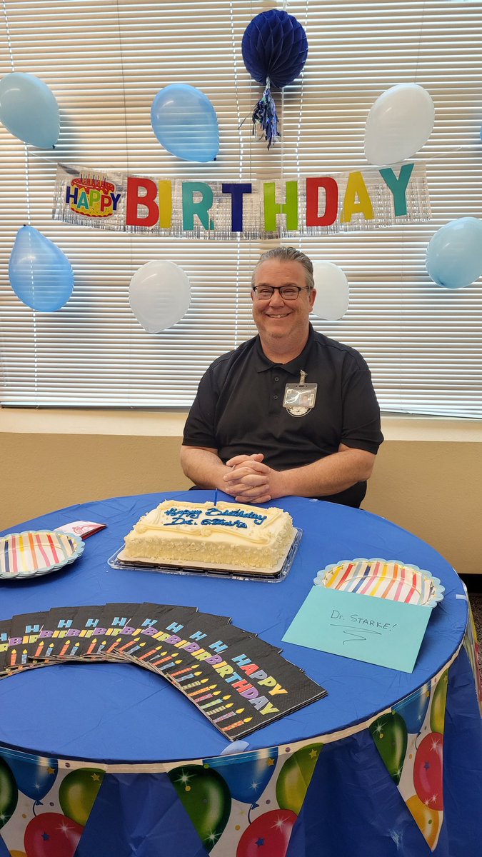 OLeza_CI's tweet photo. A wonderful "happy birthday" to the illustrious leader of #TeamSISD's Dept of State and Federal Programs, Dr. Adam Starke! 🎂 Thank you for being such a kind &amp; caring mentor. 🍰 #FridayFeeling https://t.co/qssxUHLQaf