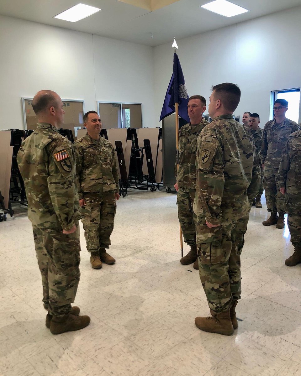 407thB's tweet image. We had a #ChangeofCommandCermony in May for D Co. Thank you to CPT Soukup for his leadership and welcome to MAJ Zamora - we look forward to having you on our team. 

#CivilAffairs #resultsthroughteamwork