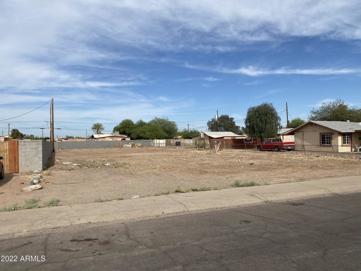 New Listing! $150,000.00, 0BR, 0BA, 4615 S 4TH Street, Phoenix, AZ 85040, Full Details 150269684.homesconnect.com/Listing/317304…