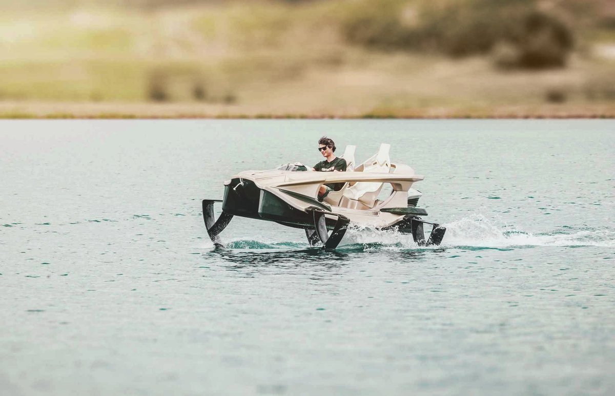GenerativeWays's tweet image. El #diseño #paramétrico ya está también presente en las embarcaciones modernas, brindando viajes silenciosos y ecológicos. 🍃
¡Seguro toda una experiencia, ¿no crees? 🚢
🧠Diseño: Quadrofoil Q2, de Quadrofoil