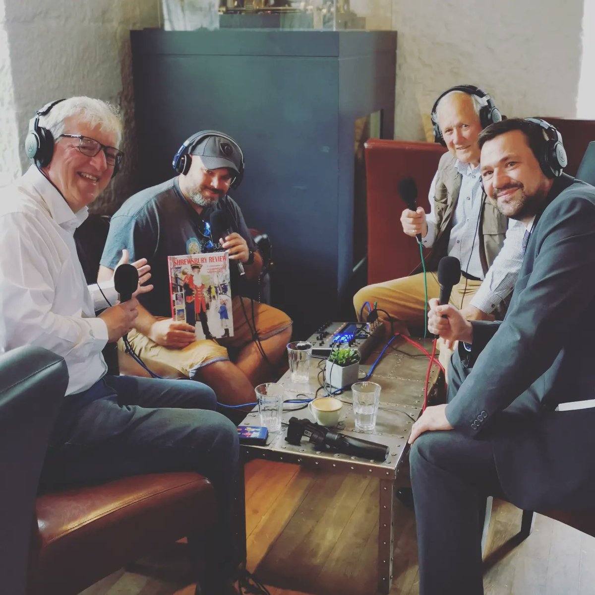 Thanks Stan Sedman, @1957ifeelfine and Andy Dawson from @NockD_Lettings for your company and @OldMarketHall for letting us use your premesis 😁

#shrewsbury #shrewsburybiscuitpodcast #podcast #localpodcasting #localaudio
