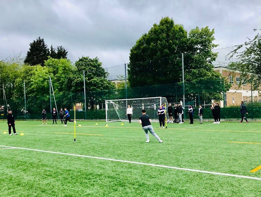 loucollsport's tweet photo. This week has seen the summer inter-form competition for @loucollsport department! There was some great rounders played ๐ Congratulations to #TeamAntwerp #TeamAtlanta on winning the year 1 & 2 tournaments https://t.co/A1wHy36Oqv