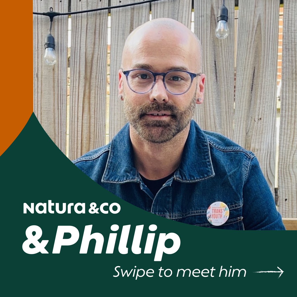 naturaandco's tweet photo. Phillip works at @TheBodyShop, where he combines his Store Manager job with fighting for equality. Here’s what he has to say about his role.
#CommitmentToLife #BeautyFORTheWorld #ESG #EthicalBusiness https://t.co/fuqcXU1atD