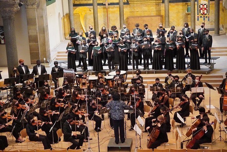 Under the baton of Maestra Danielle Garrett, <a href="/CY_Choirs/">Commonwealth Youthchoirs</a> sang Robert Harris’ beautiful “Four Spirituals” with <a href="/PhilaSinfonia/">Phila Sinfonia</a> Players at their recent Festival Concert!

#commonweathyouthchoirs #choir #collaboration #orchestra #philadelphiasinfoniaplayers #youtharts #phillyarts