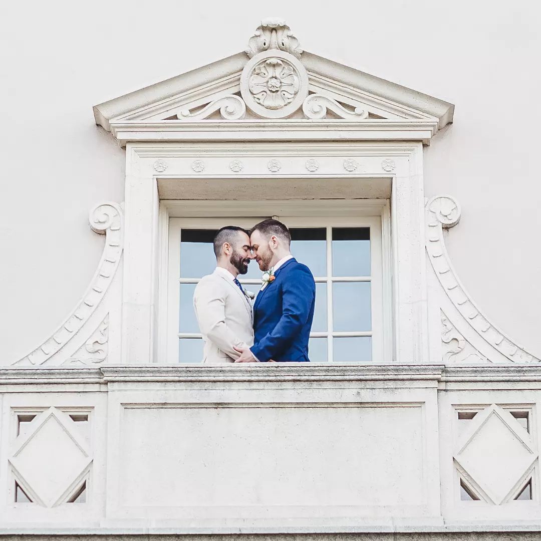 MaxwellHousePas's tweet photo. The moment we met, my forever began to unfold. 
.
.
.
Planning &amp; Design: confettiskies
Florist: Beautifulsavageflowers
Photography: gabrielgastelum
Catering &amp; Bar: jayscatering
DJ &amp; Lighting: elevatedpulse
Photo Booth: smileyshotsphotobooth
Venue: maxwellhousepasadena
Rent https://t.co/ABB1364Ywu