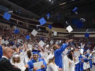 Thank you for a wonderful 21-22 school year LDHS Falcons! Have a safe summer. Congratulations Class of 2022!