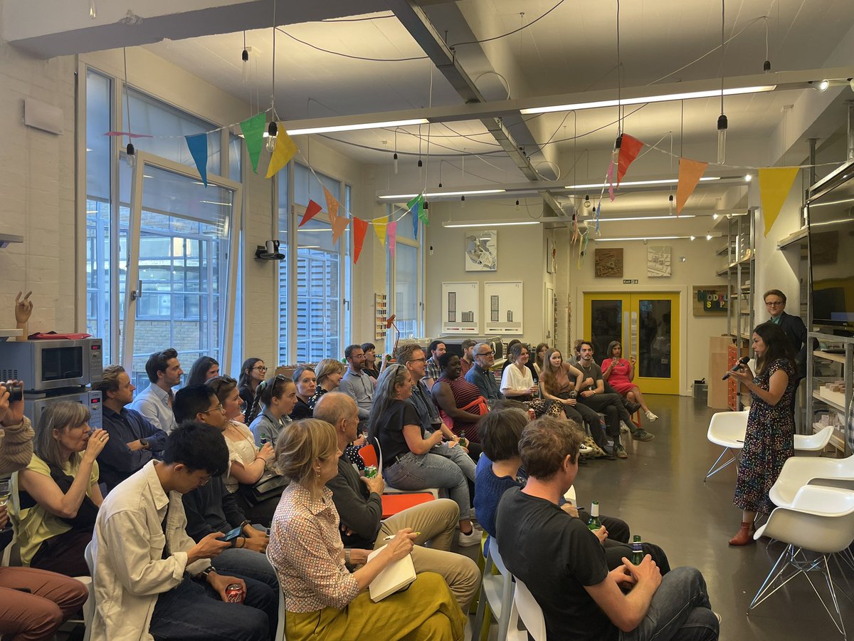 A great opportunity to talk about film + architecture, courtesy of <a href="/Hawkins_Brown/">Hawkins\Brown</a> and <a href="/_BuildUp_/">BuildUp Networking Group</a>. On the mic, <a href="/Renee_OD/">Renée O'Drobinak</a>.