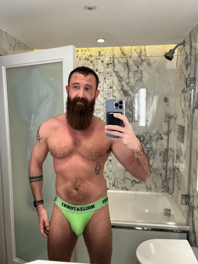CJBeardedBrit's tweet photo. Jockstrap Friday, green since in Dublin. https://t.co/tNHaBSIz3r