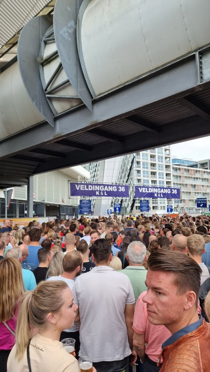 Michael van Hulst tweet media