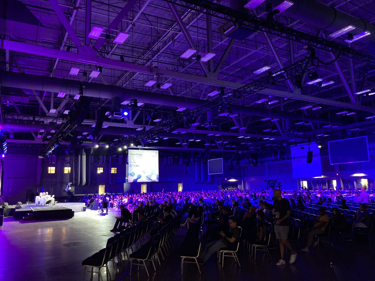 district0x.io tweet media