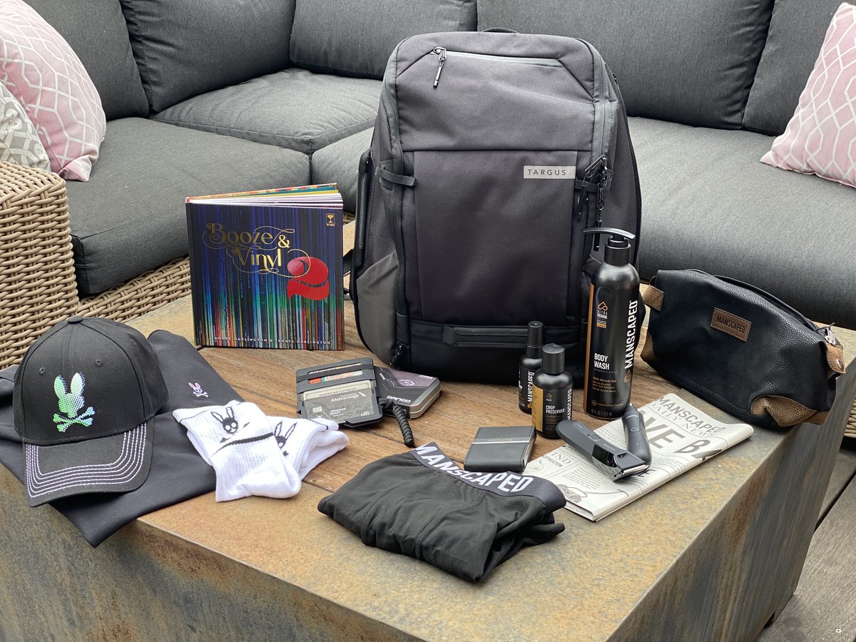 Father's Day gift ideas and #giveaway! bit.ly/3MFvW88
 #ad #celebratedadbbxx <a href="/Targus/">Targus</a> <a href="/manscaped/">MANSCAPED</a> @dangoproducts @psychobunny #FathersDay2022